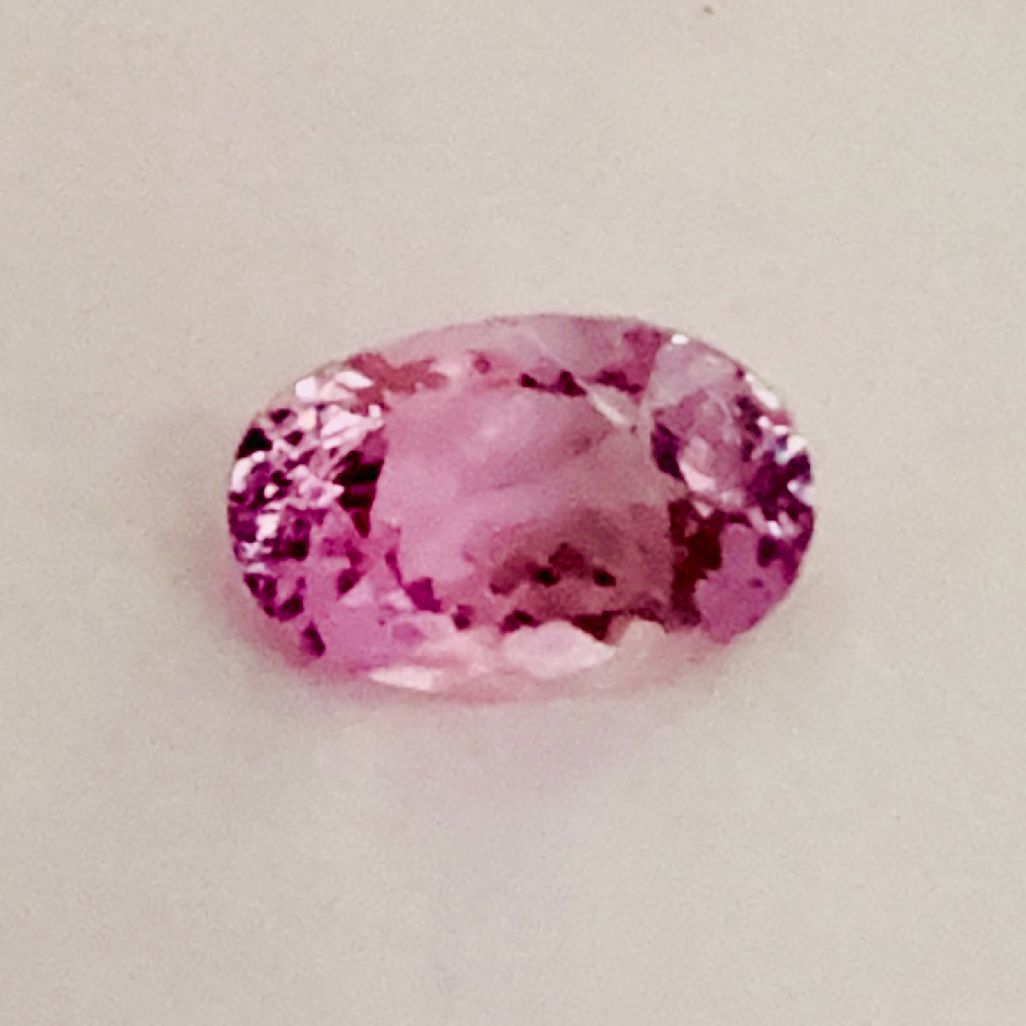 Pink sapphire H27